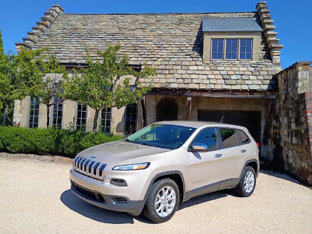 Used 2014 Jeep Cherokee Sport