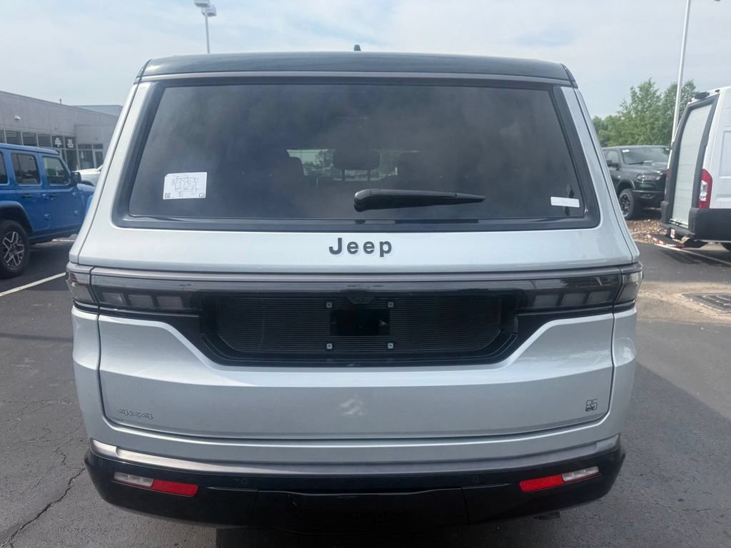 New 2026 Jeep Grand Wagoneer 4WD image 5