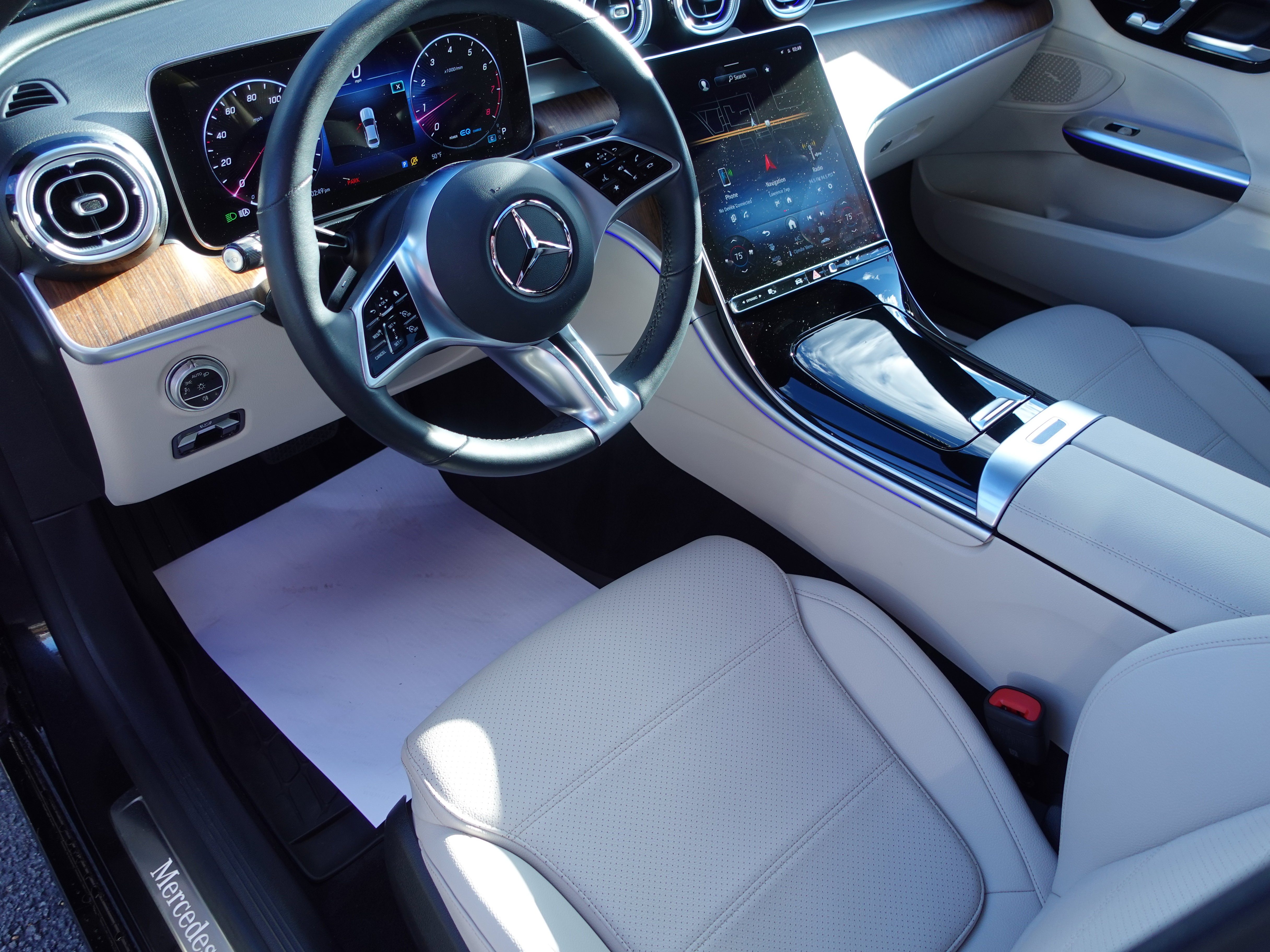 Certified 2022 Mercedes-Benz C 300 4MATIC Sedan image 8