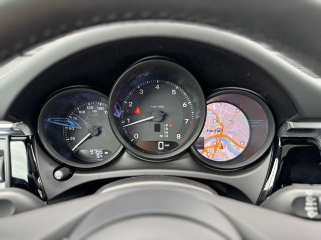 Certified 2025 Porsche Macan image 25