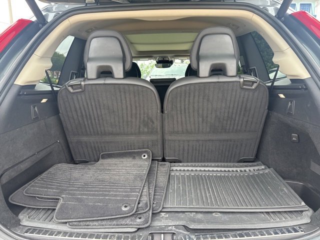 Used 2018 Volvo XC90 T6 Momentum w/ Convenience Package image 15