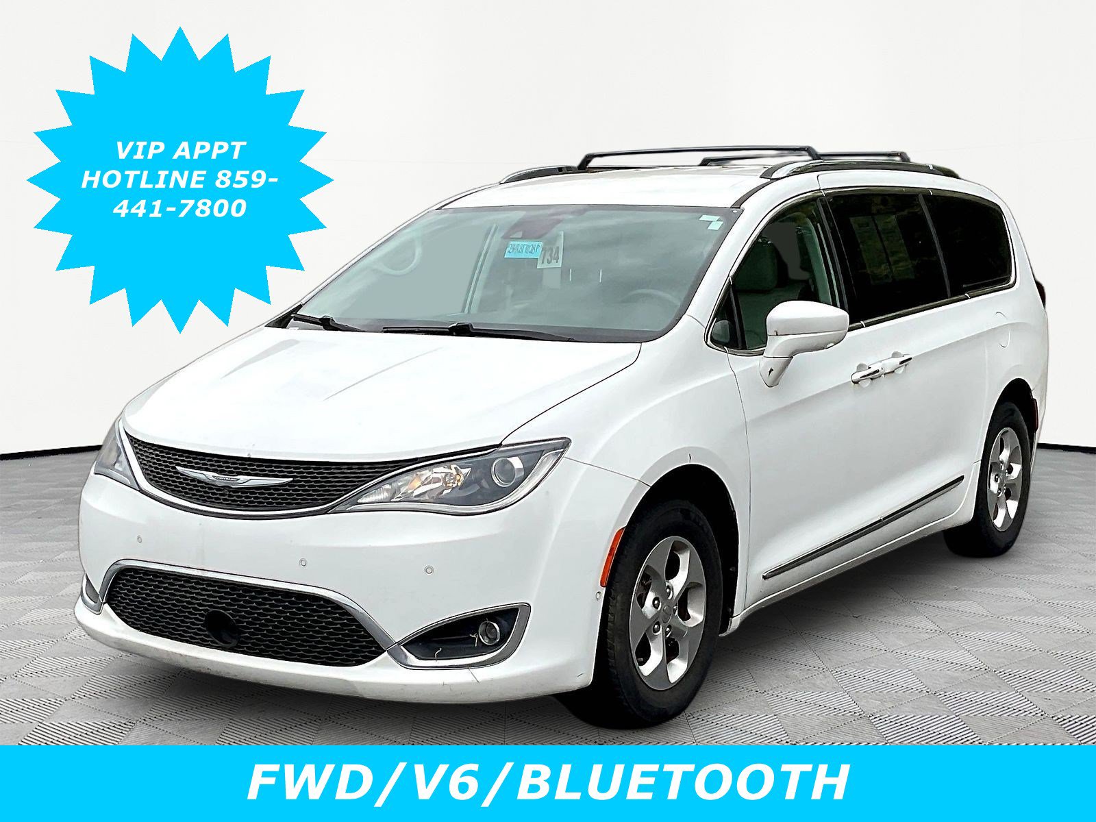 Used 2017 Chrysler Pacifica Touring-L Plus FWD image 1