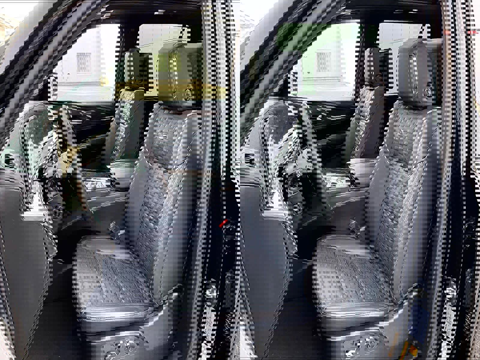 Used 2023 Cadillac Escalade Premium Luxury Platinum image 10