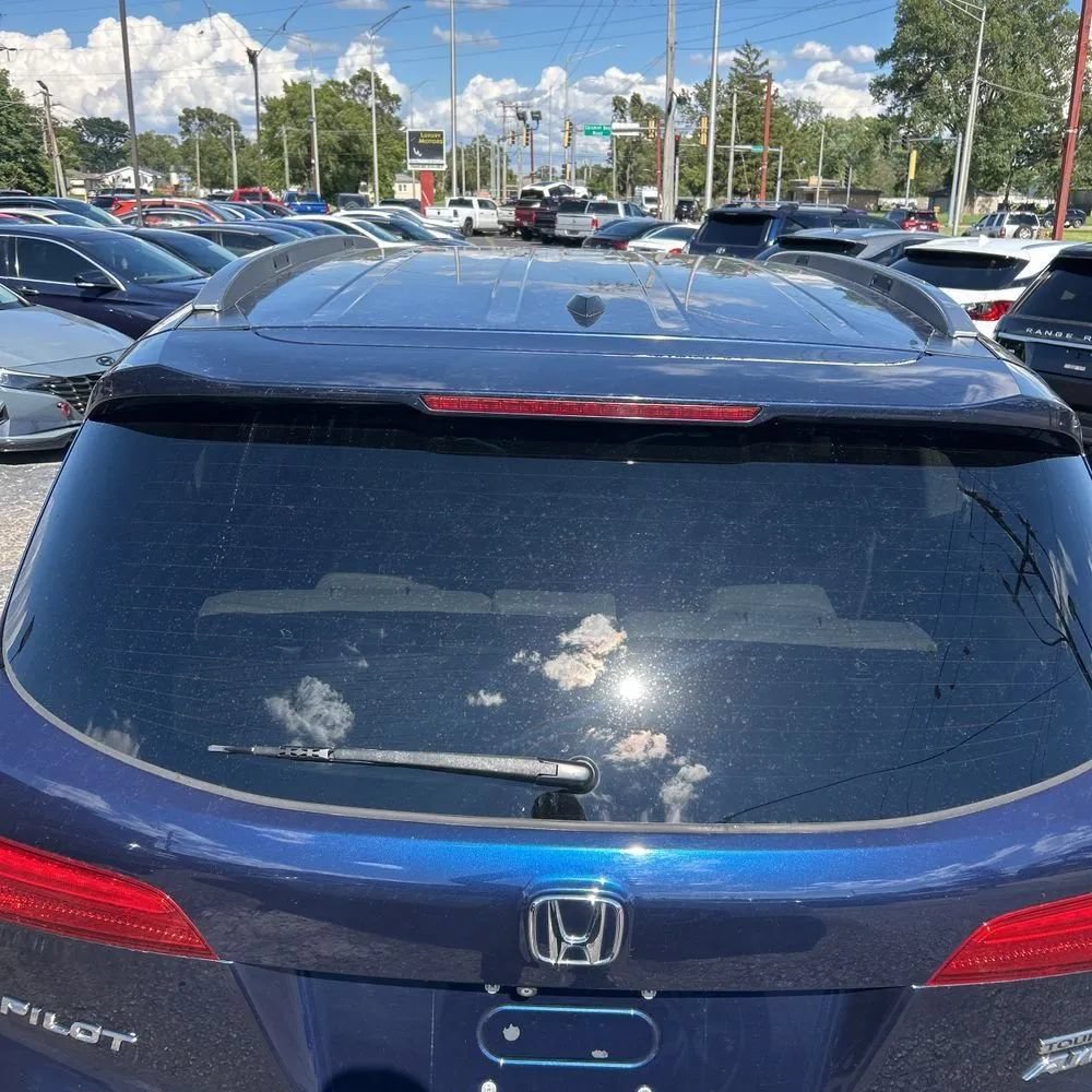 Used 2017 Honda Pilot Touring image 14