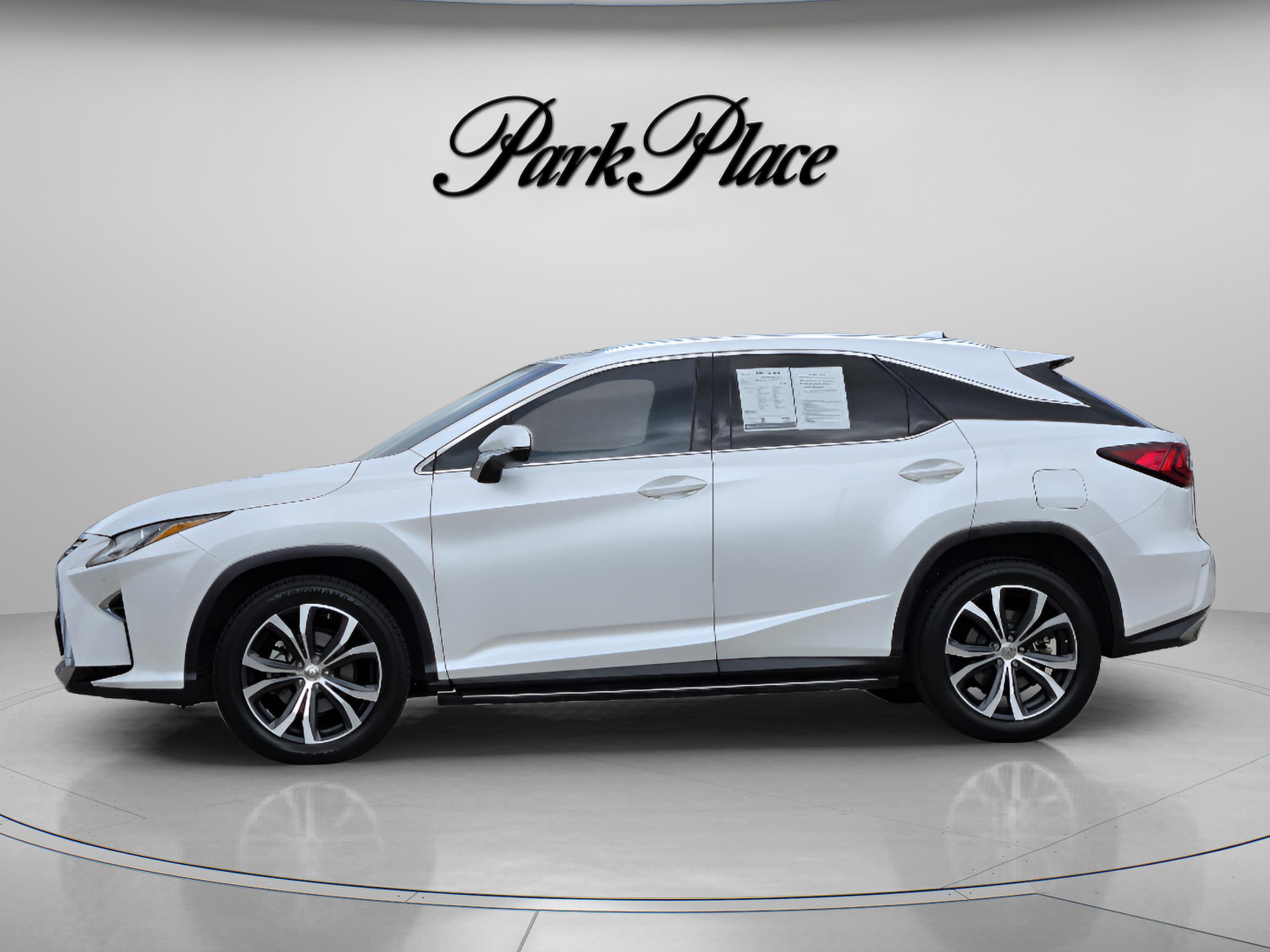 Used 2016 Lexus RX 350 FWD w/ Premium Package image 2