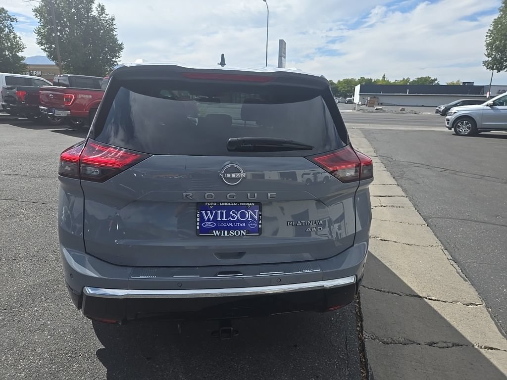 Used 2024 Nissan Rogue Platinum w/ Platinum Premium Package AWD/4WD image 6