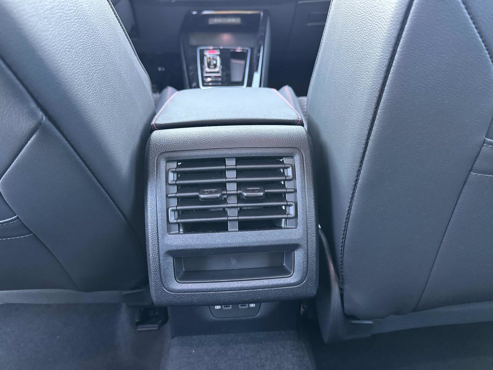 New 2026 Volkswagen GTI SE image 15