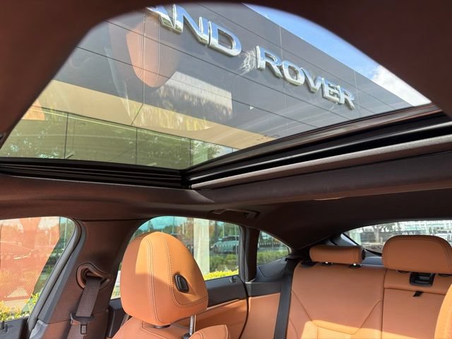 Used 2023 BMW i4 eDrive40 w/ M Sport Package RWD image 9