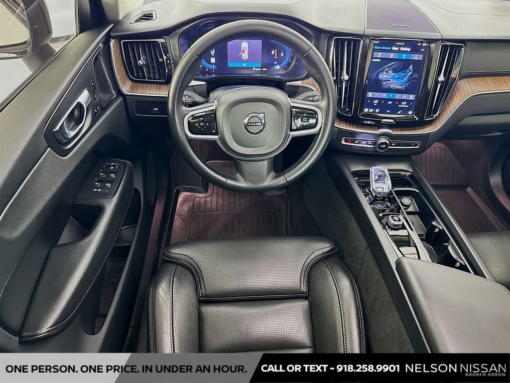 Used 2023 Volvo XC60 B5 Ultimate w/ Climate Package AWD/4WD image 24