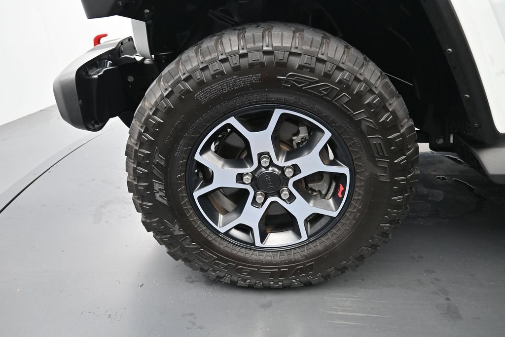 Used 2021 Jeep Wrangler Unlimited Rubicon w/ Cold Weather Group AWD/4WD image 9