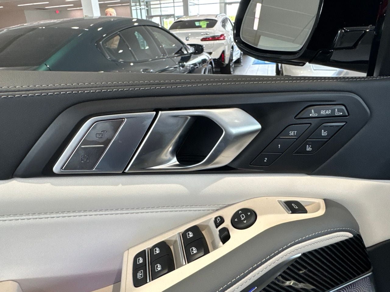 New 2027 BMW X7 M60i AWD/4WD image 42