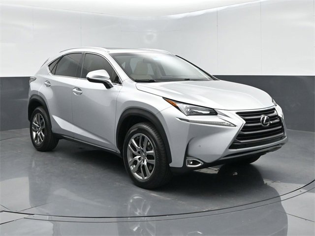 Used 2015 Lexus NX 200t FWD image 2
