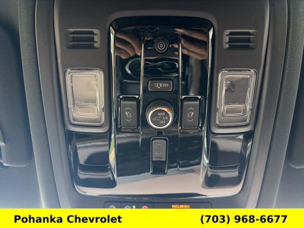 New 2026 Chevrolet Suburban High Country AWD/4WD image 18