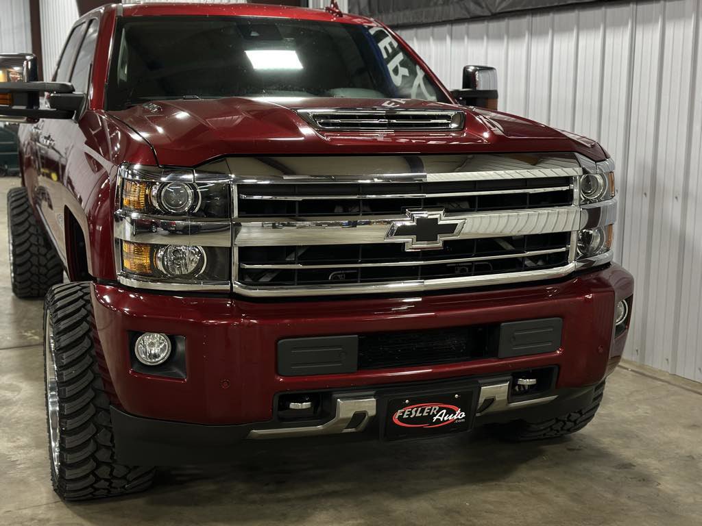 Used 2018 Chevrolet Silverado 2500 High Country w/ Duramax Plus Package image 24