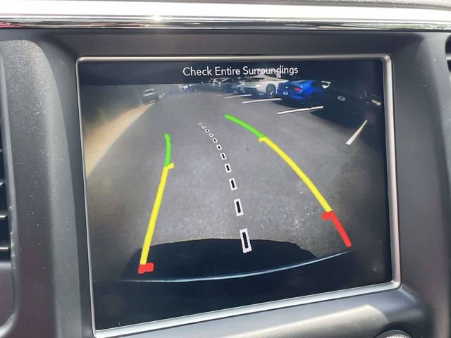 Used 2018 Jeep Grand Cherokee Overland AWD/4WD image 12