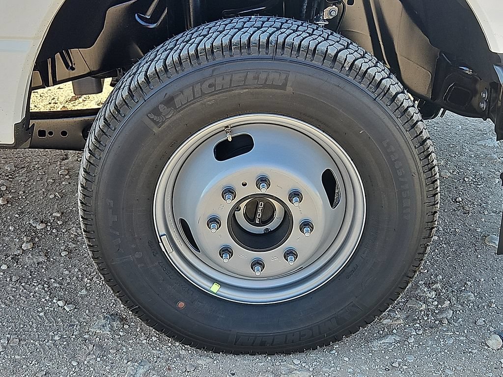 New 2026 Ford F350 XL AWD/4WD image 13