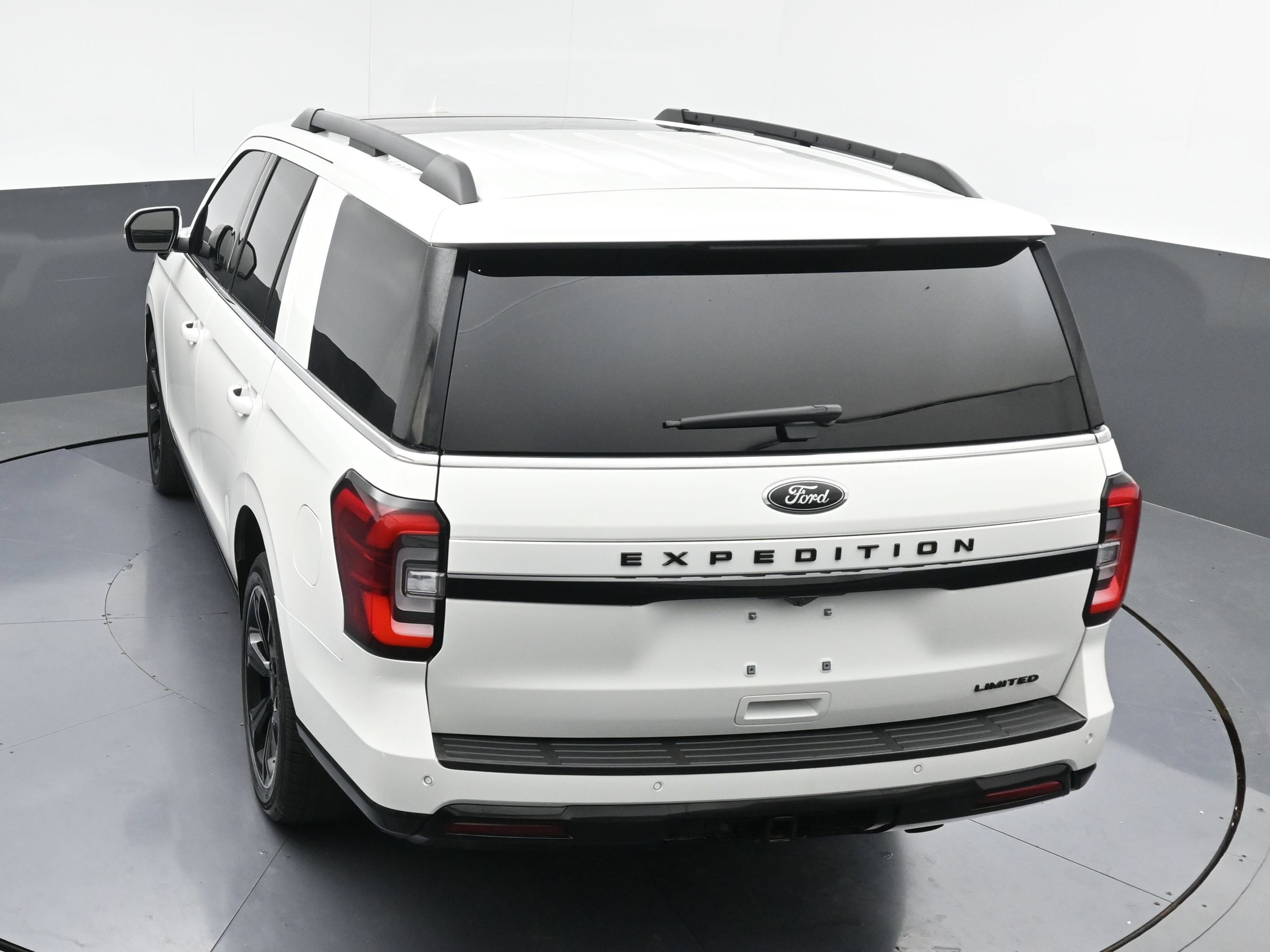 Used 2023 Ford Expedition Limited RWD image 39