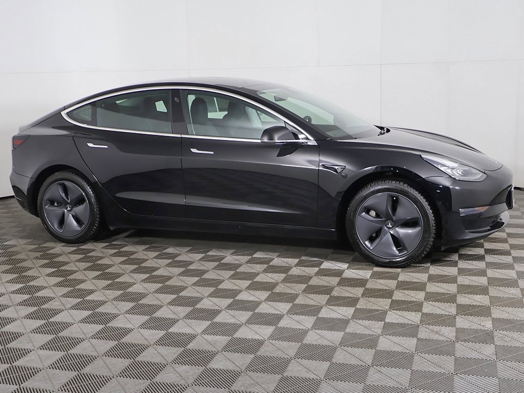 Used 2019 Tesla Model 3 Standard Range Plus image 14