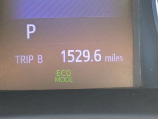 Used 2018 Toyota C-HR XLE image 21