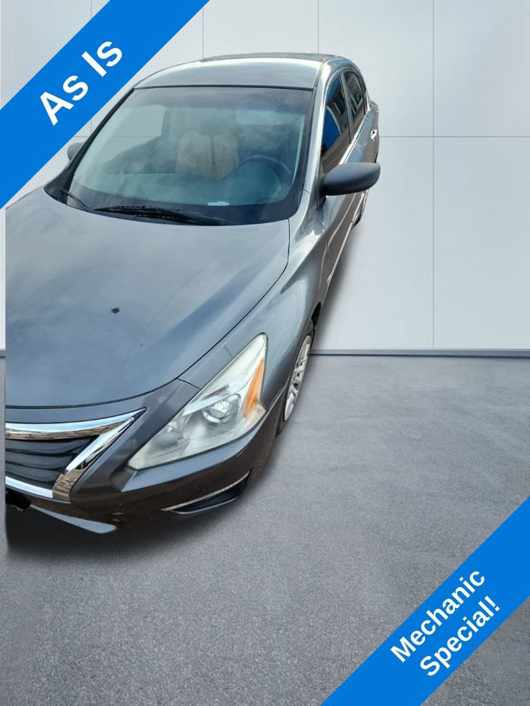 Used 2014 Nissan Altima 2.5 S w/ Display Audio Package FWD image 2