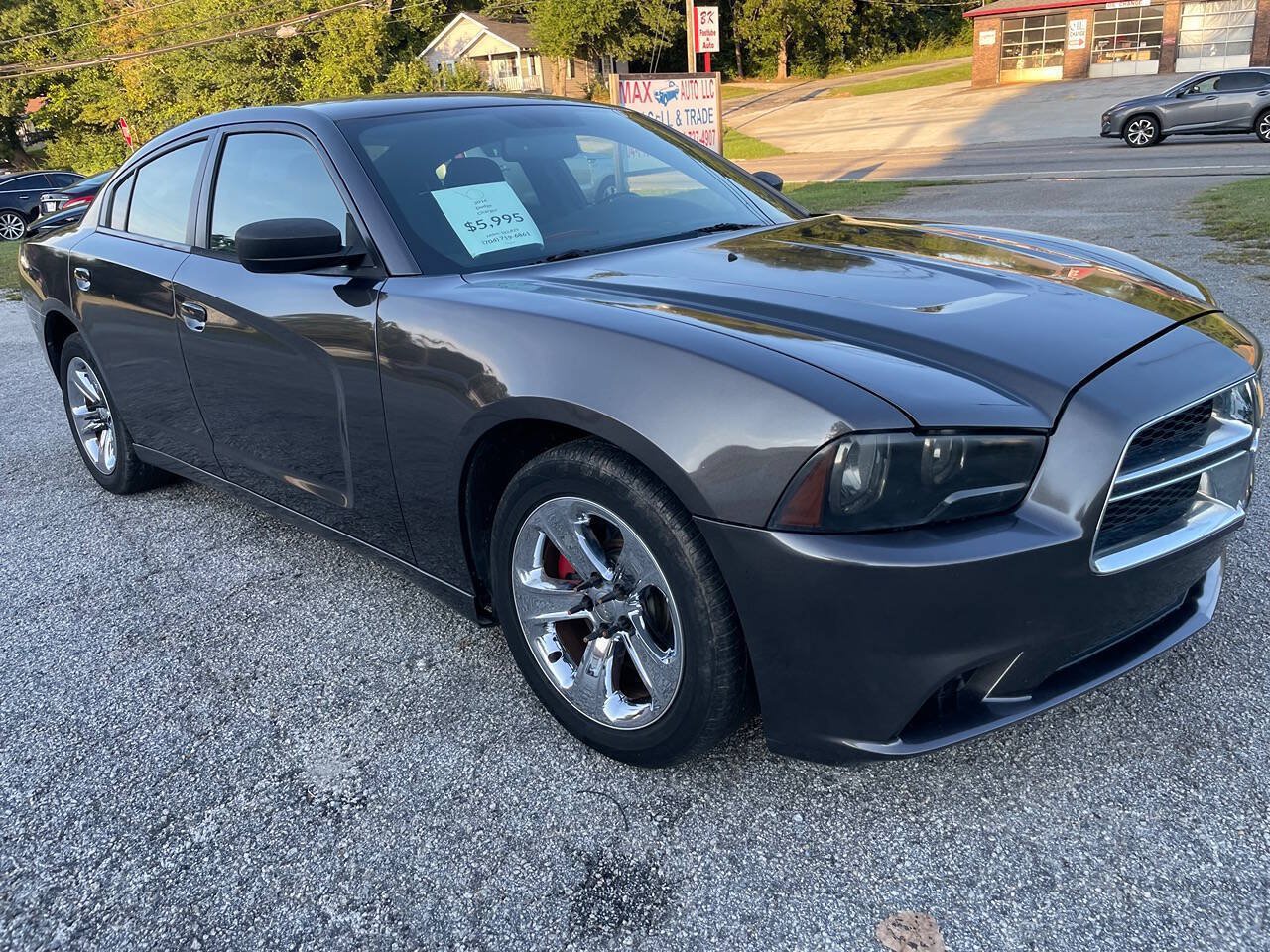 Used 2014 Dodge Charger SE w/ Sport Appearance Group RWD image 1