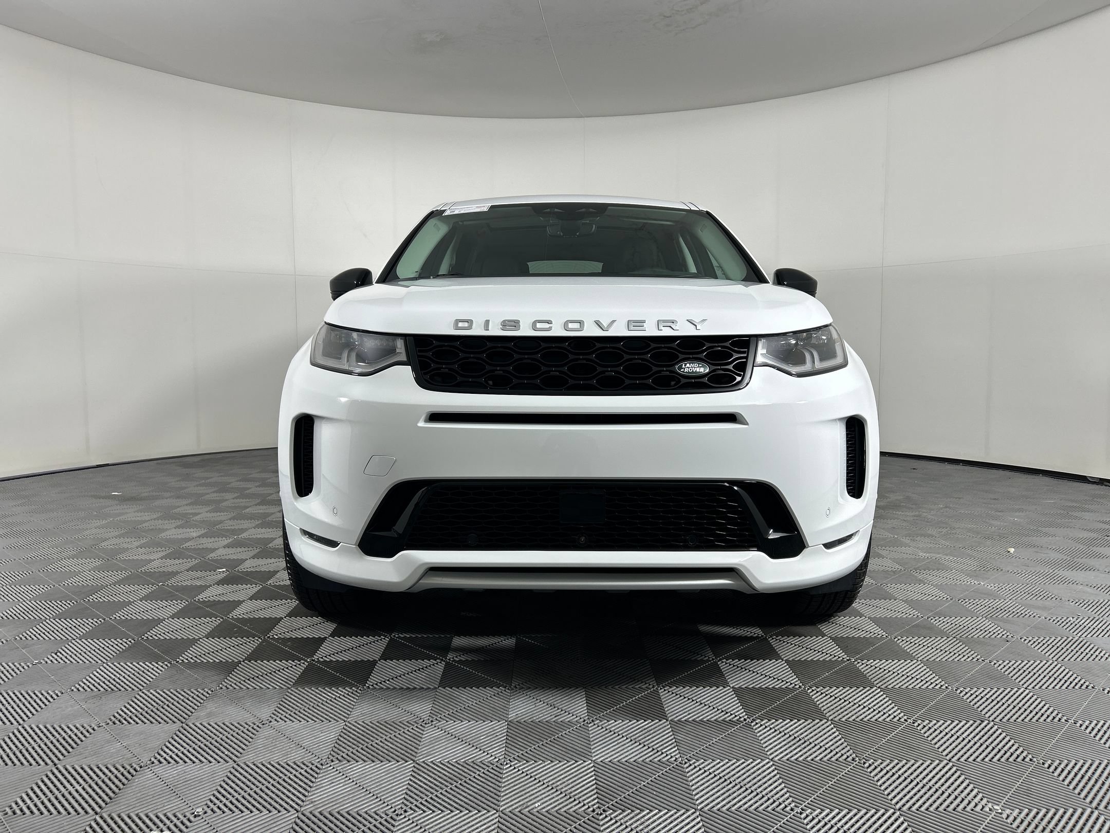 Used 2025 Land Rover Discovery Sport S AWD/4WD image 5