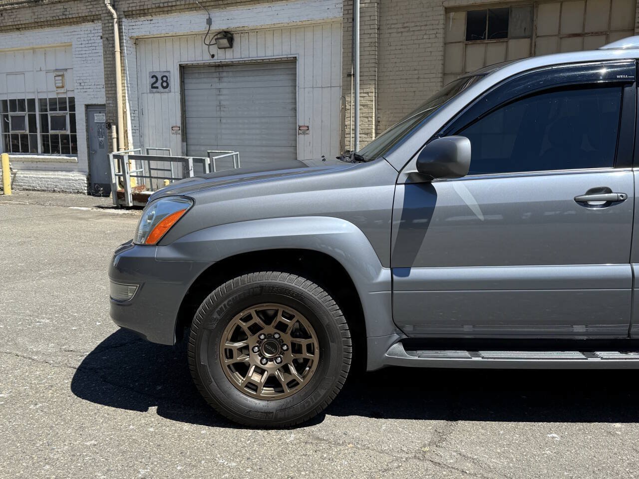 Used 2005 Lexus GX 470 AWD/4WD image 70