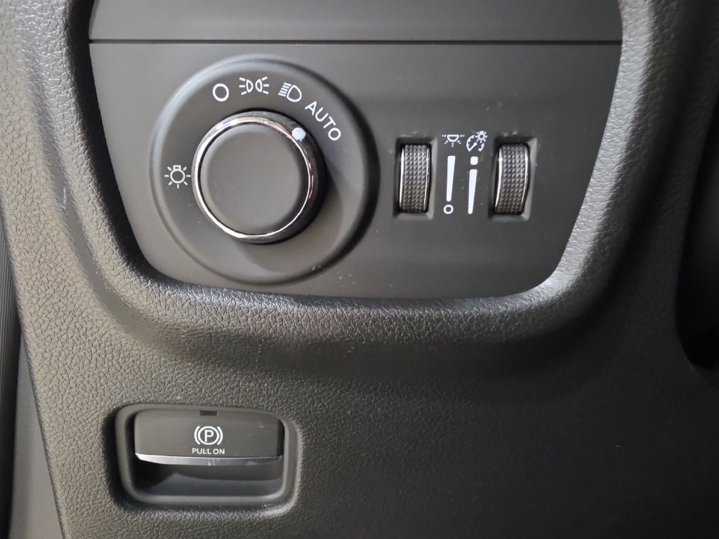 New 2027 Jeep Grand Cherokee Laredo X AWD/4WD image 21