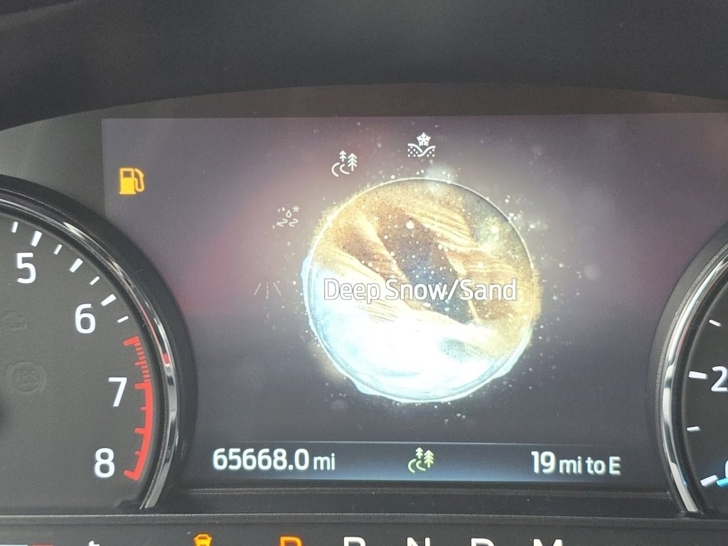 Used 2023 Ford Explorer Timberline image 12