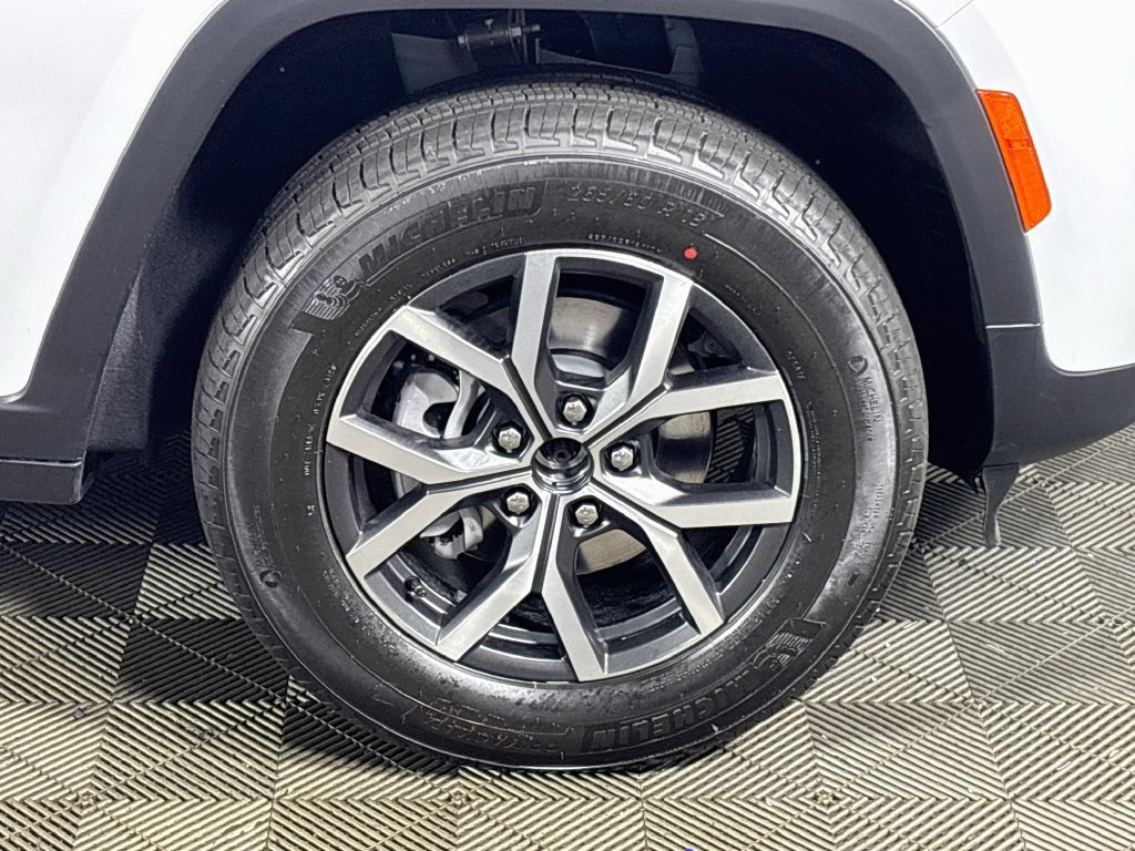 New 2027 Jeep Grand Cherokee Laredo X AWD/4WD image 24