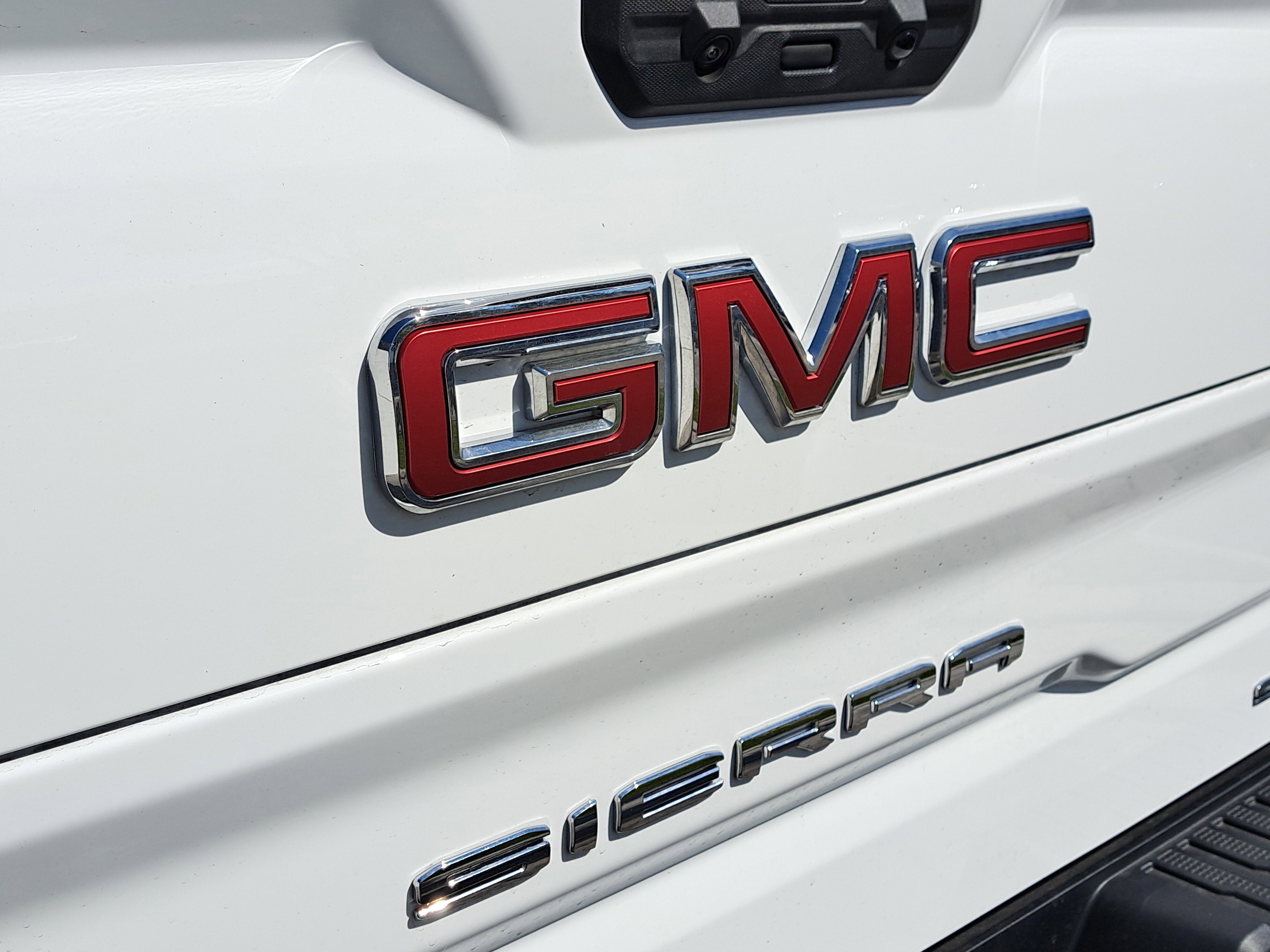 New 2026 GMC Sierra 1500 SLT w/ SLT Premium Plus Package image 8
