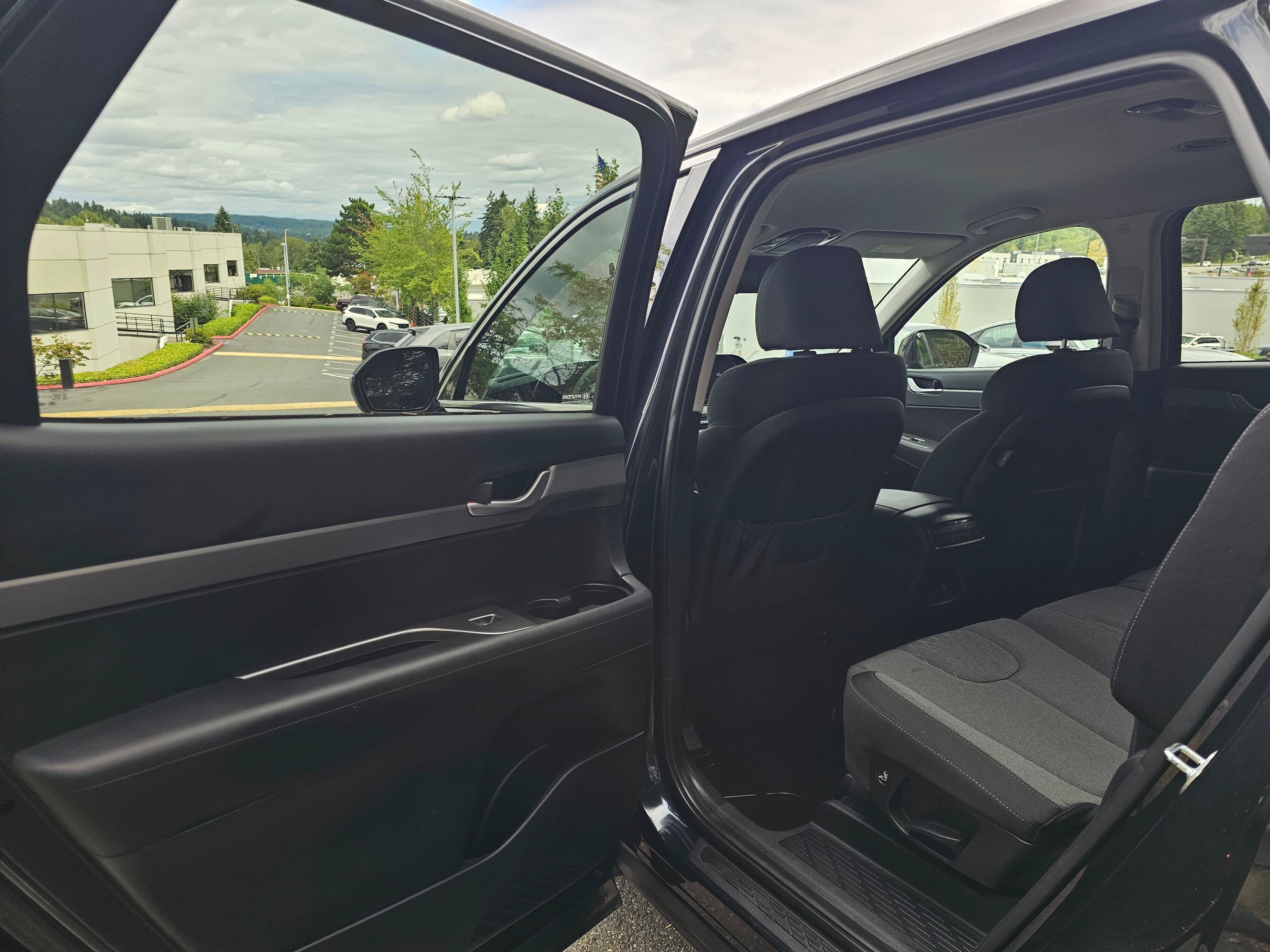 Used 2022 Hyundai Palisade SE AWD/4WD image 19