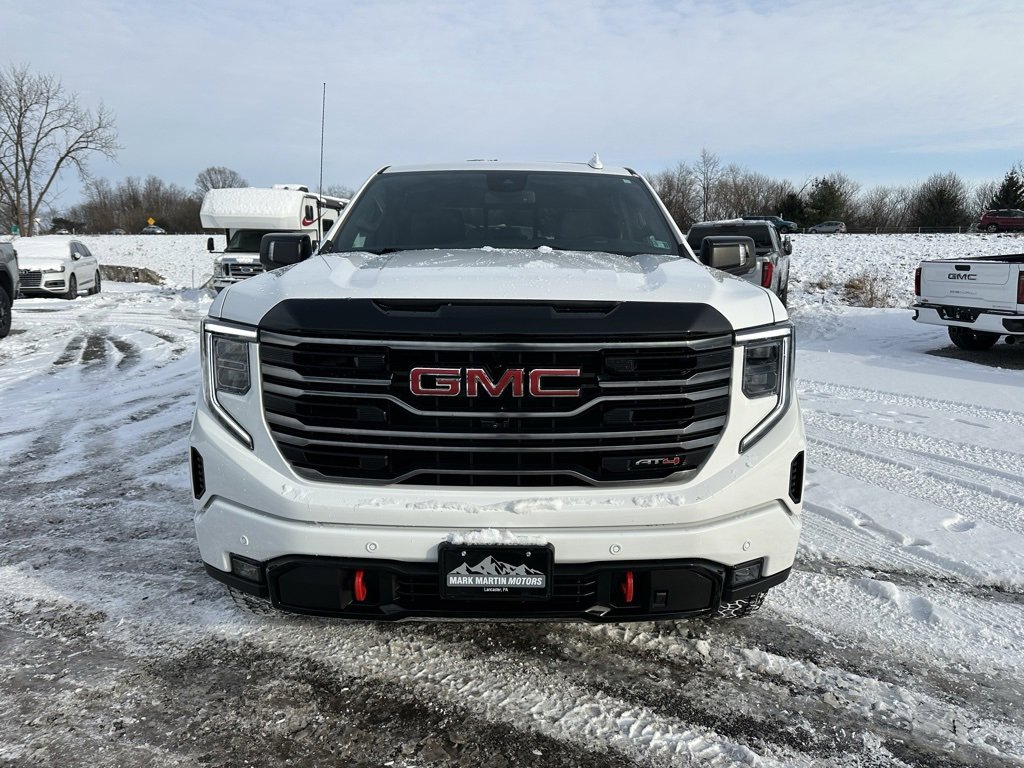 Used 2025 GMC Sierra 1500 AT4 w/ AT4 Premium Package image 11