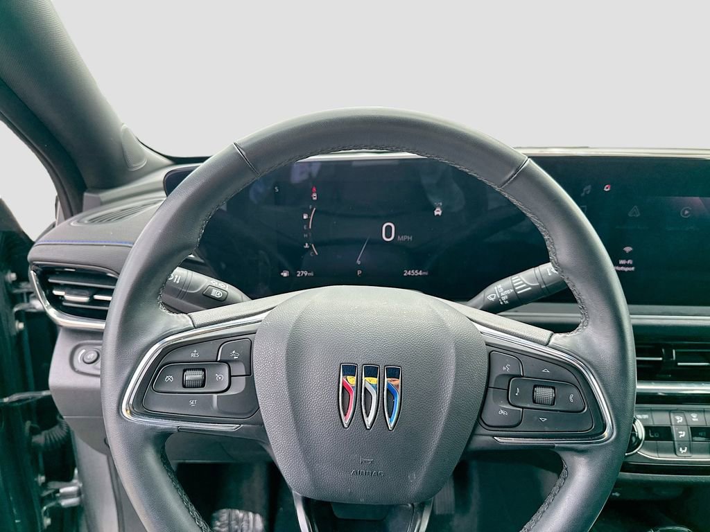 Used 2025 Buick Envista Sport Touring w/ Convenience II Package FWD image 13