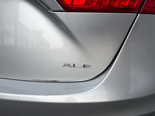 Used 2015 Toyota Avalon XLE Touring FWD image 9