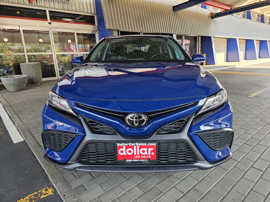 Used 2024 Toyota Camry SE w/ Cold Weather Package image 2