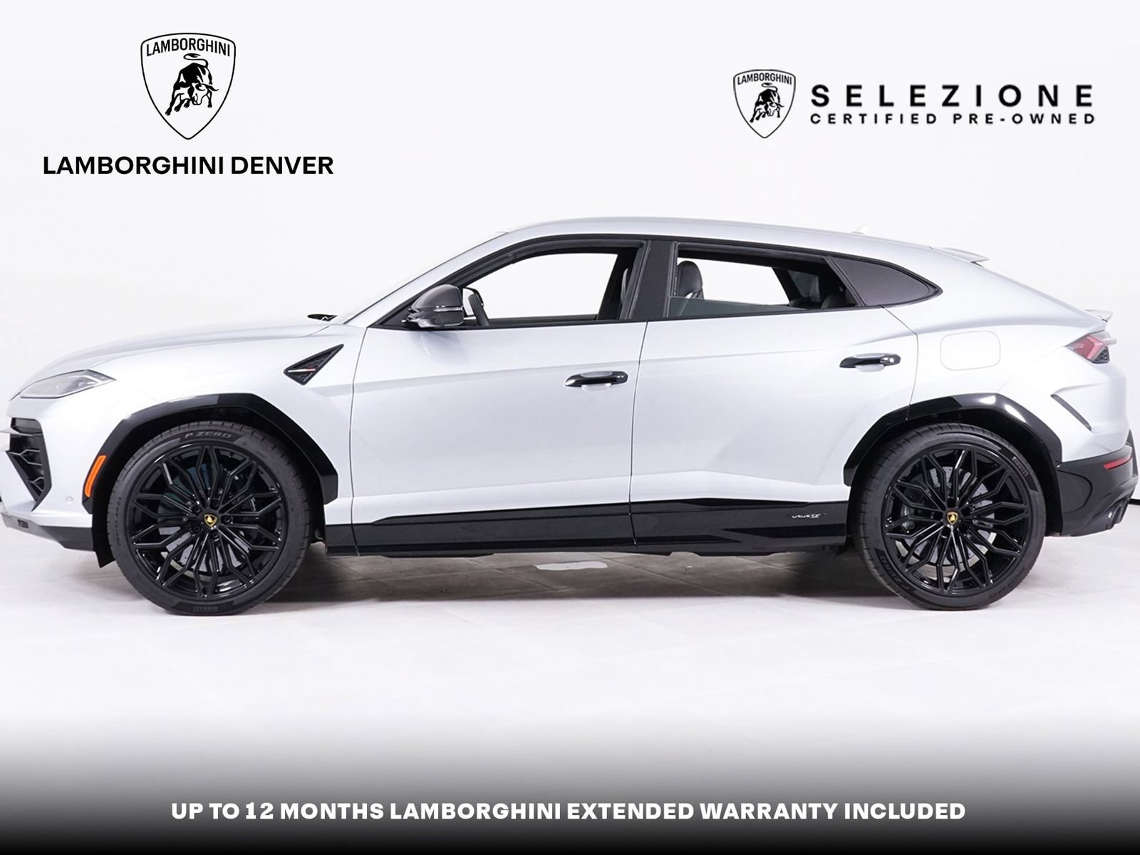 Used 2025 Lamborghini Urus SE AWD/4WD image 2