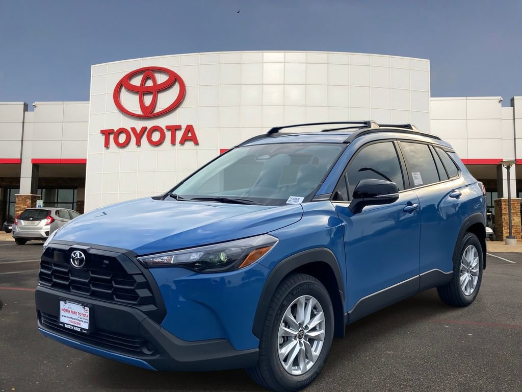 New 2026 Toyota Corolla Cross LE