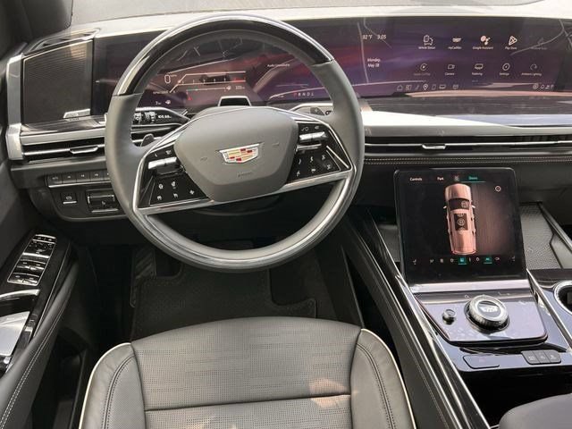 New 2026 Cadillac Escalade ESV Sport w/ Touring Package AWD/4WD image 10