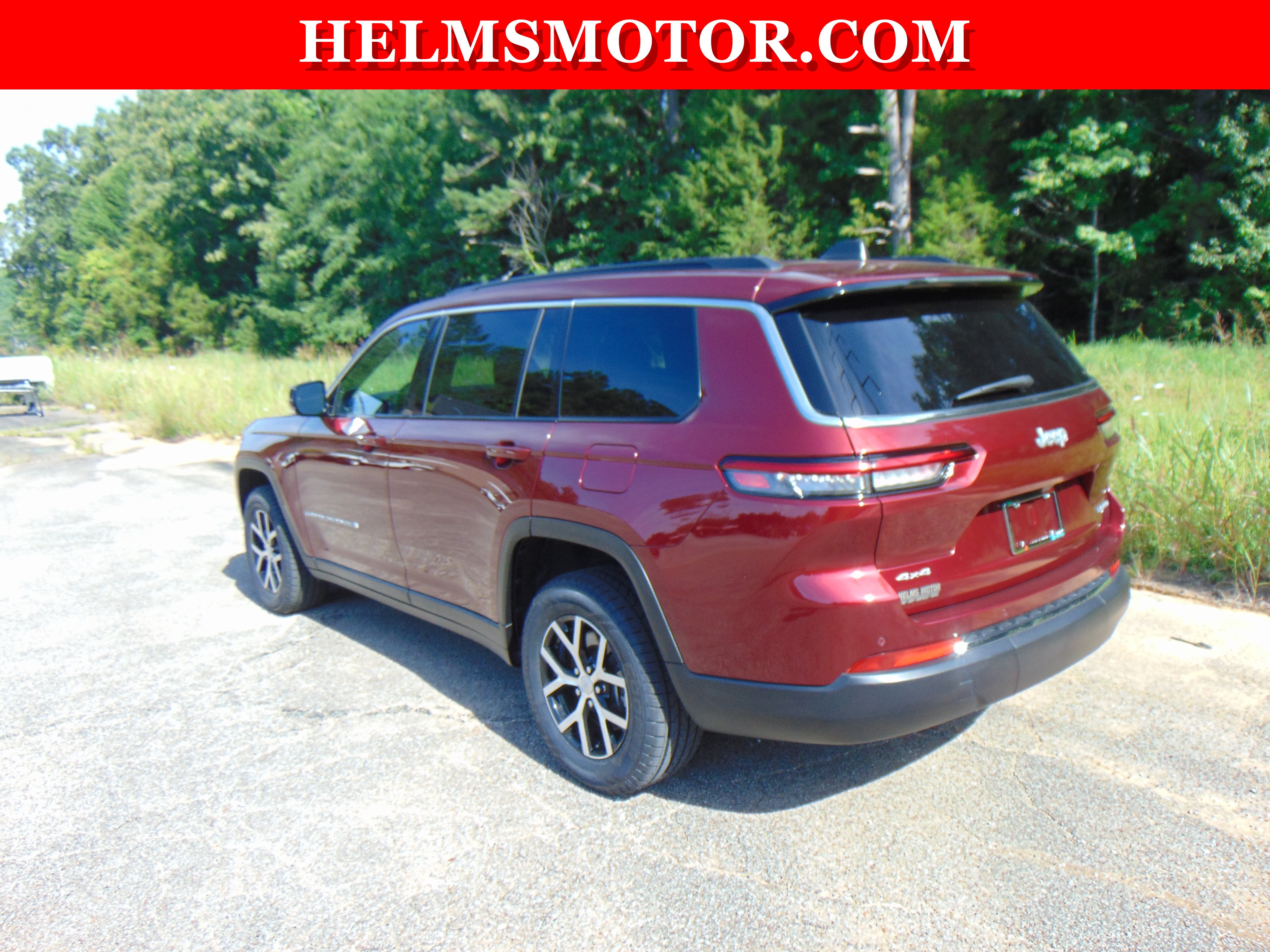 Used 2024 Jeep Grand Cherokee L Limited AWD/4WD image 15