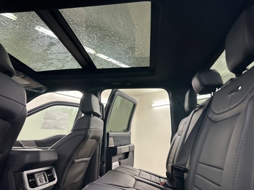 New 2026 Ford F350 Platinum w/ FX4 Off-Road Package image 26