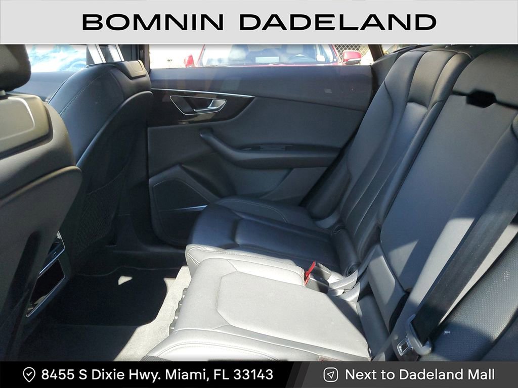 Used 2021 Audi Q8 Premium Plus image 13
