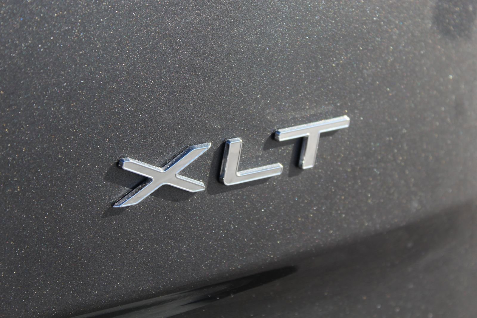 Used 2023 Ford Transit Connect XLT image 26