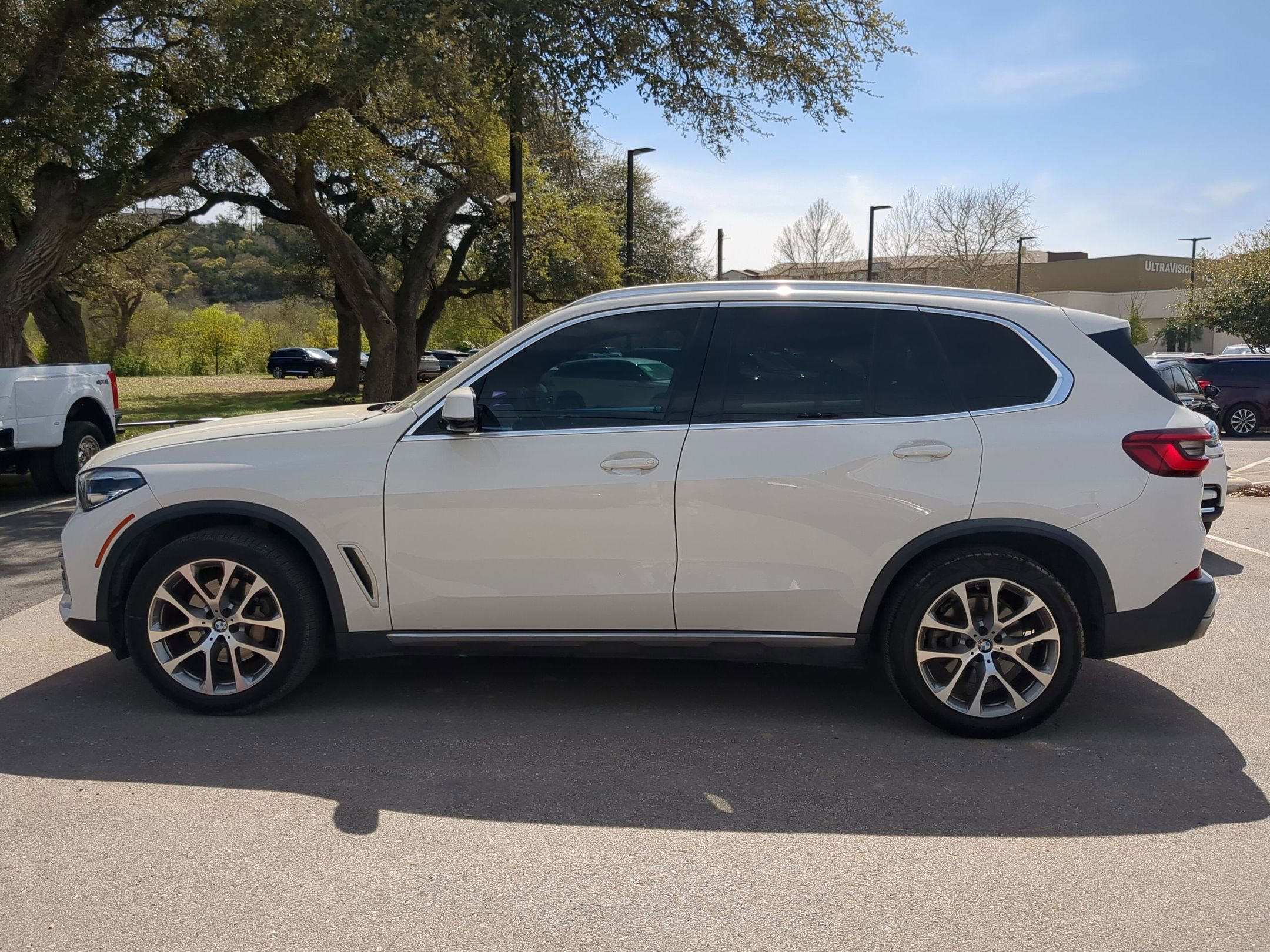 Used 2019 BMW X5 xDrive40i w/ Premium Package 2 AWD/4WD image 6