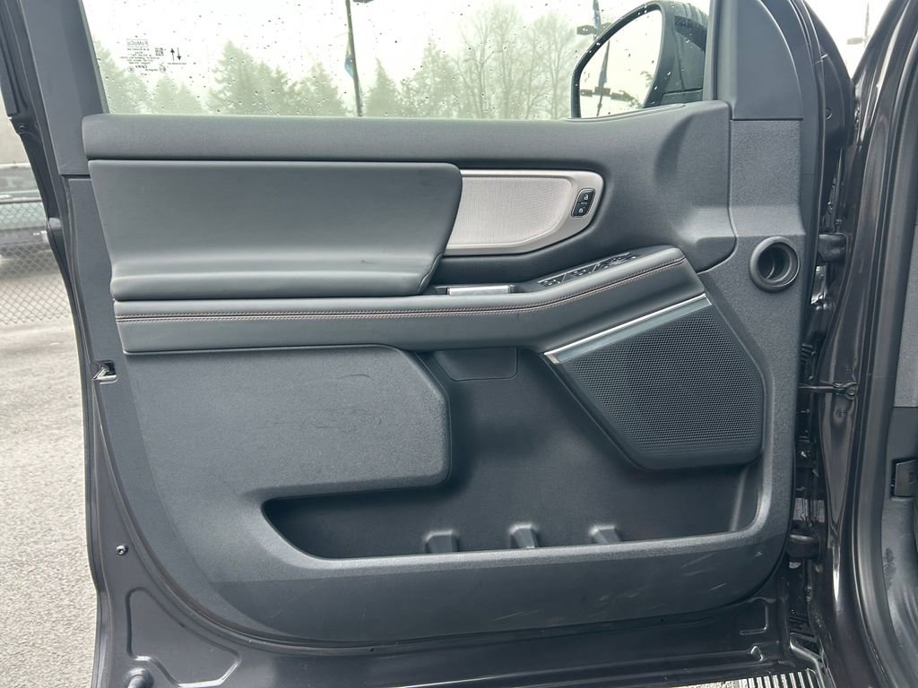 Used 2025 Ford Expedition Max Active image 22