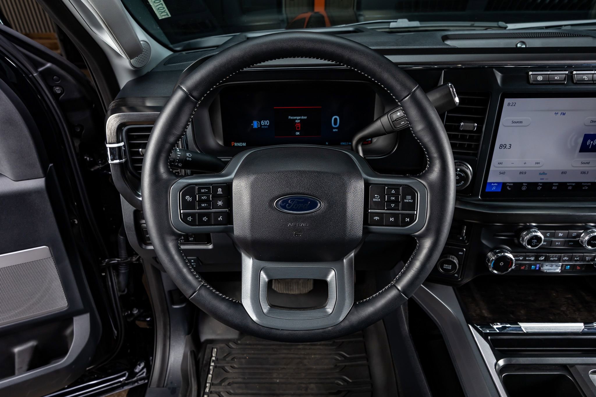 Used 2024 Ford F350 Lariat w/ Lariat Ultimate Package image 19