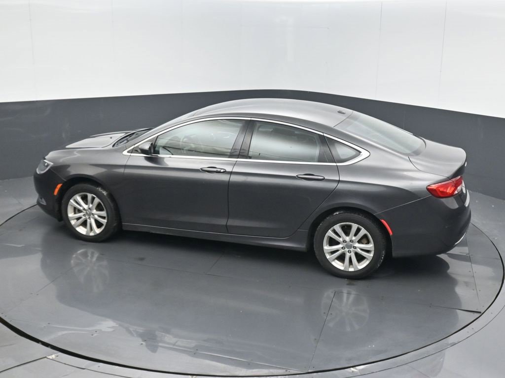 Used 2015 Chrysler 200 Limited w/ Convenience Group image 15