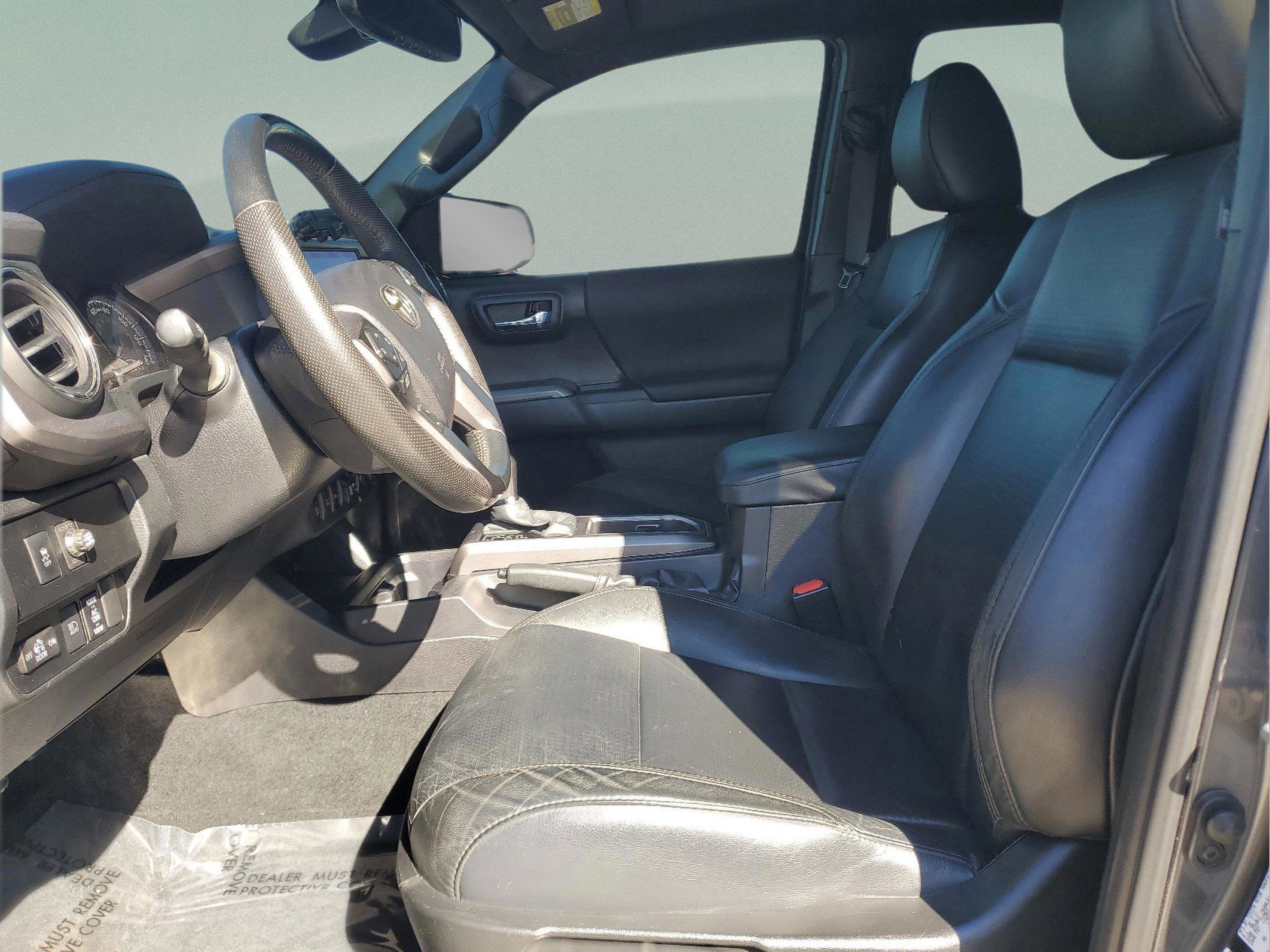 Used 2022 Toyota Tacoma TRD Sport image 19