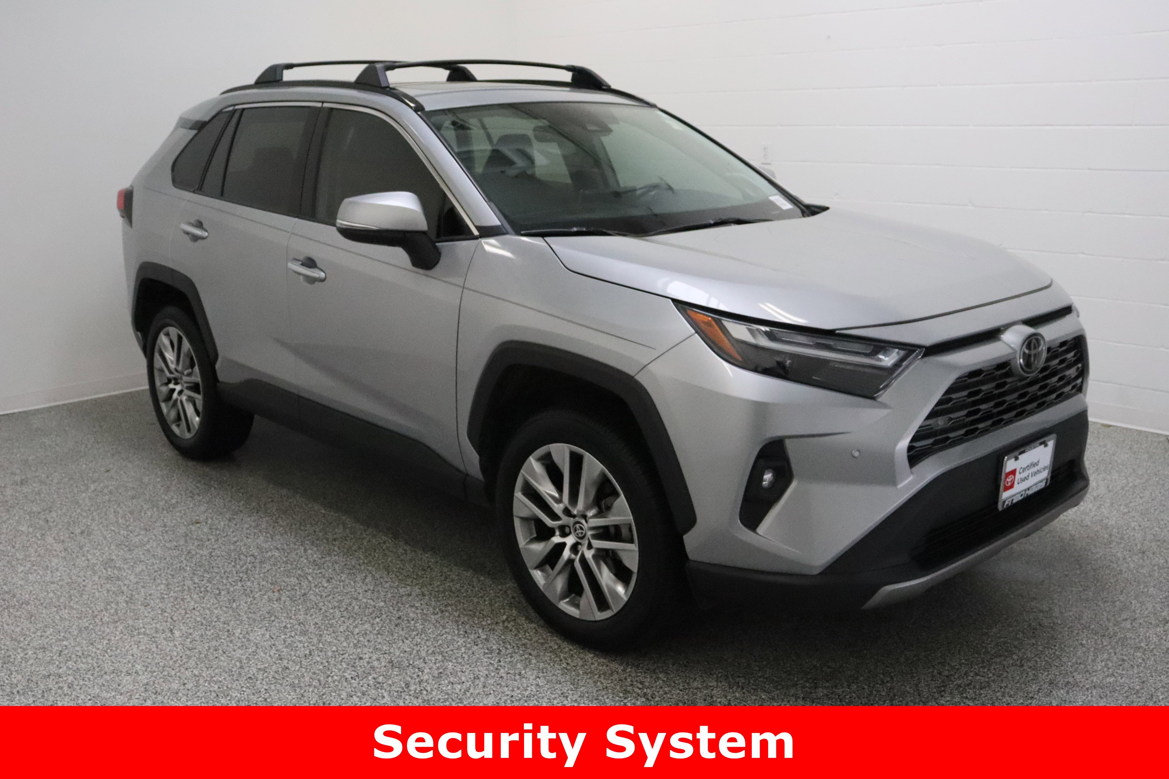 Certified 2022 Toyota RAV4 Limited FWD image 4