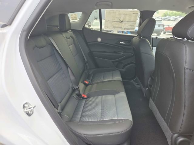 New 2026 Chevrolet Trax LT w/ Driver Confidence Package FWD image 11
